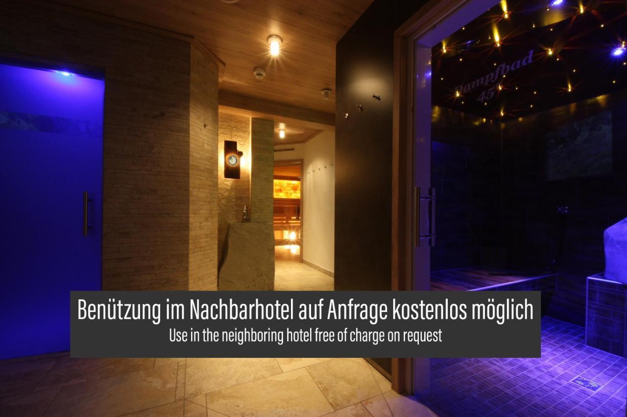 Skill Mountain Lodge - Ski Und Bike Hostel Im Sommer Mit Joker Card ザールバッハ・ヒンターグレム エクステリア 写真