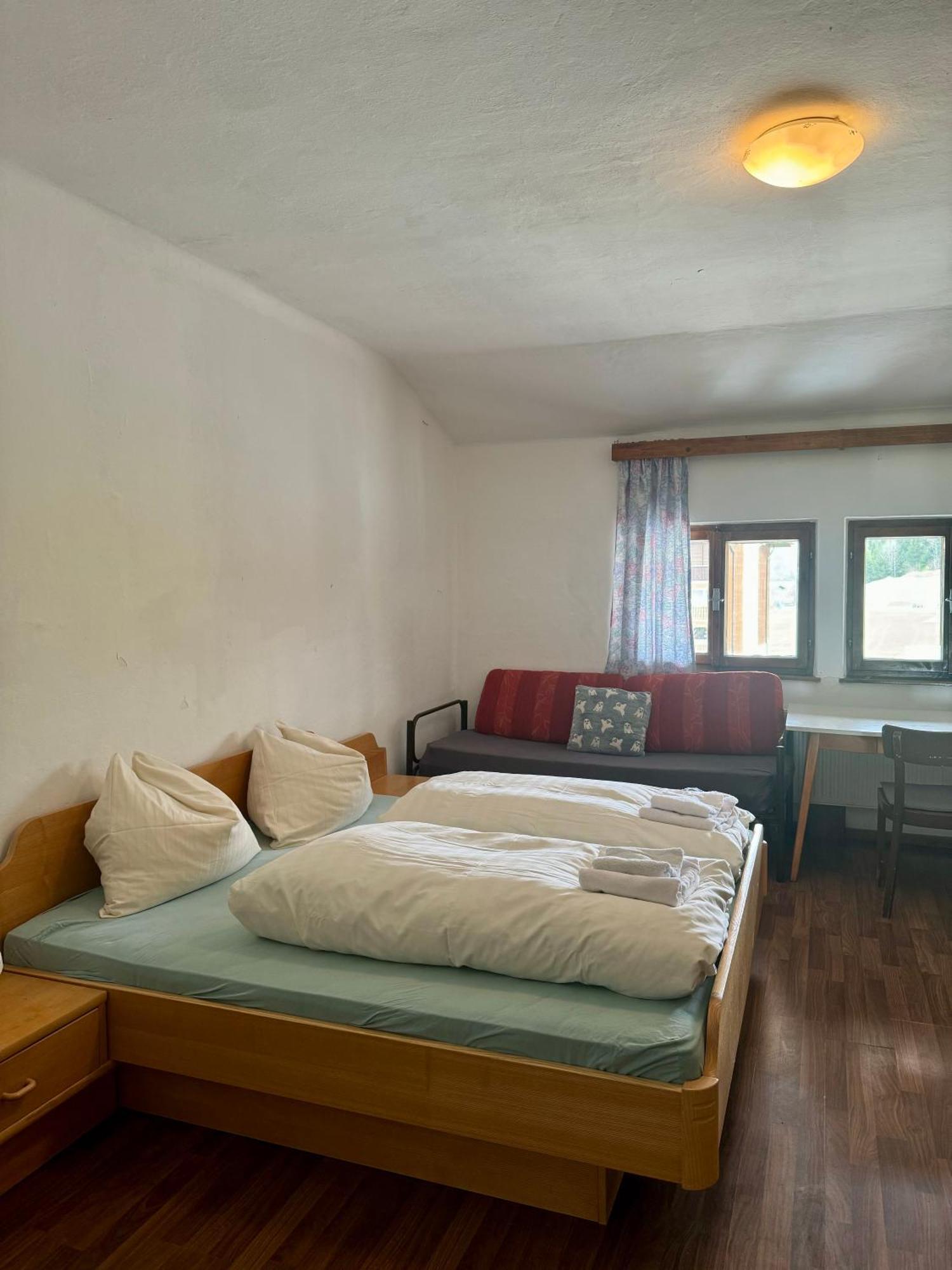 Skill Mountain Lodge - Ski Und Bike Hostel Im Sommer Mit Joker Card ザールバッハ・ヒンターグレム 部屋 写真
