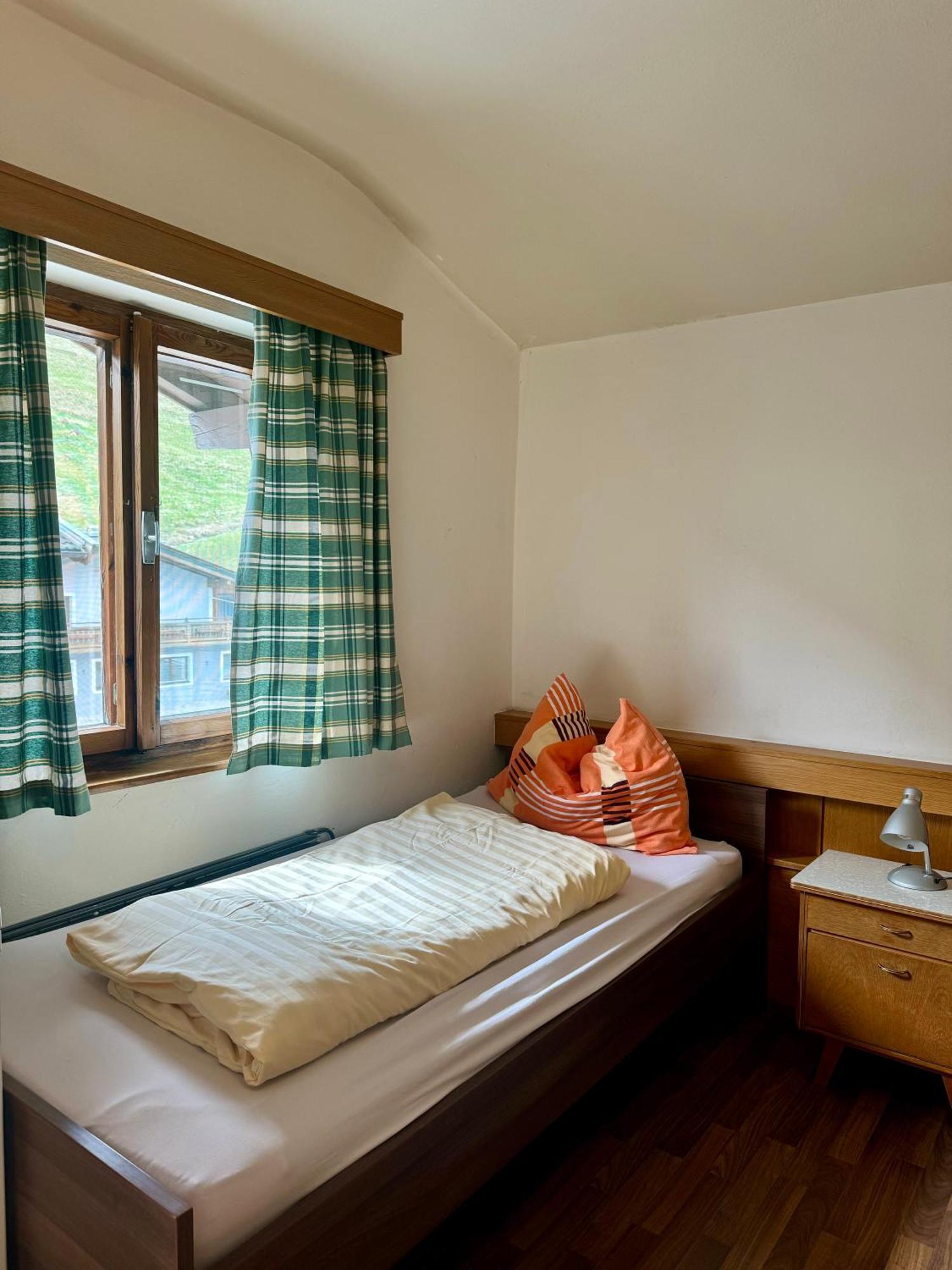 Skill Mountain Lodge - Ski Und Bike Hostel Im Sommer Mit Joker Card ザールバッハ・ヒンターグレム 部屋 写真