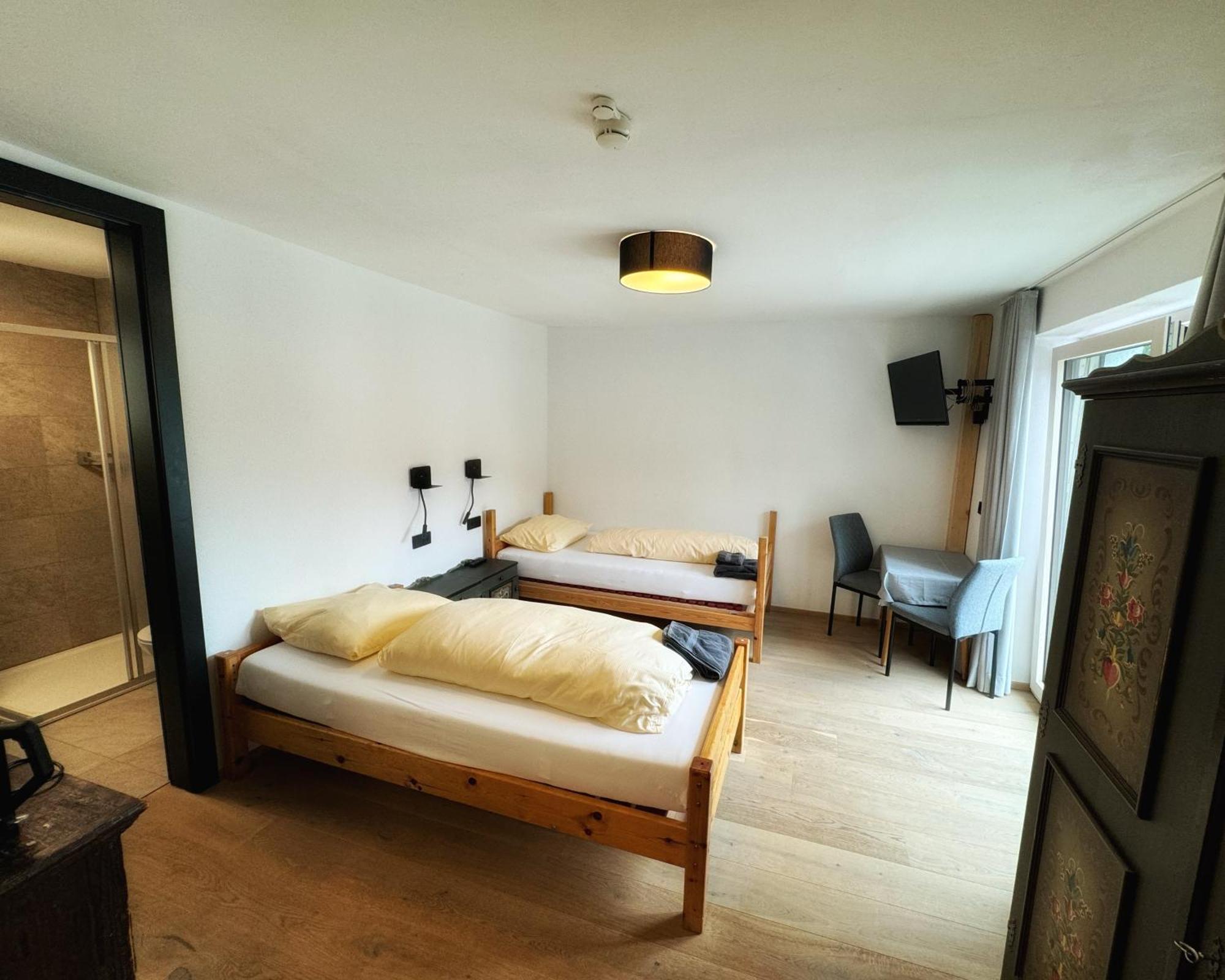 Skill Mountain Lodge - Ski Und Bike Hostel Im Sommer Mit Joker Card ザールバッハ・ヒンターグレム エクステリア 写真